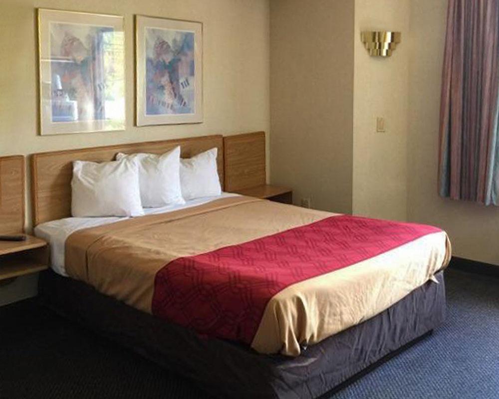 Econo Lodge London Exterior foto